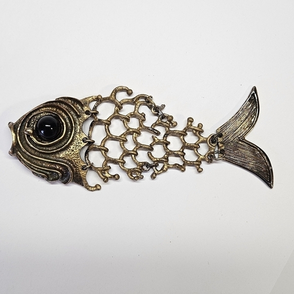 VINTAGE Brutalist Articulated Brass Large Fish Skeletal Statement Pendant MCM - Picture 3 of 8